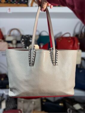 LOUBOUTIN BAG @RG3715111 75/75 BF BUCKS USED